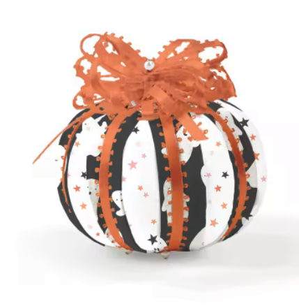 Peekaboo Pumpkin No Sew Ornament by The Ornament Girl